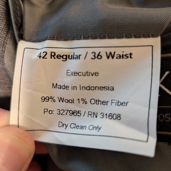 Jos. A. Bank Executive Collection Tailored Fit Glen Plaid Suit Grey 42R - Picture 3 of 16